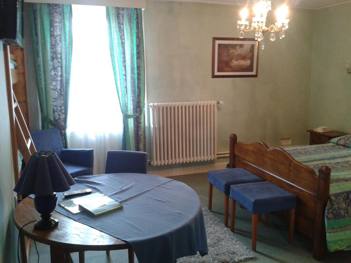 Hotel Restaurant Robichon Loray Esterno foto